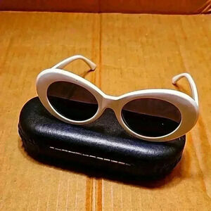 Womens Retro Wide Rim White Sunglasses